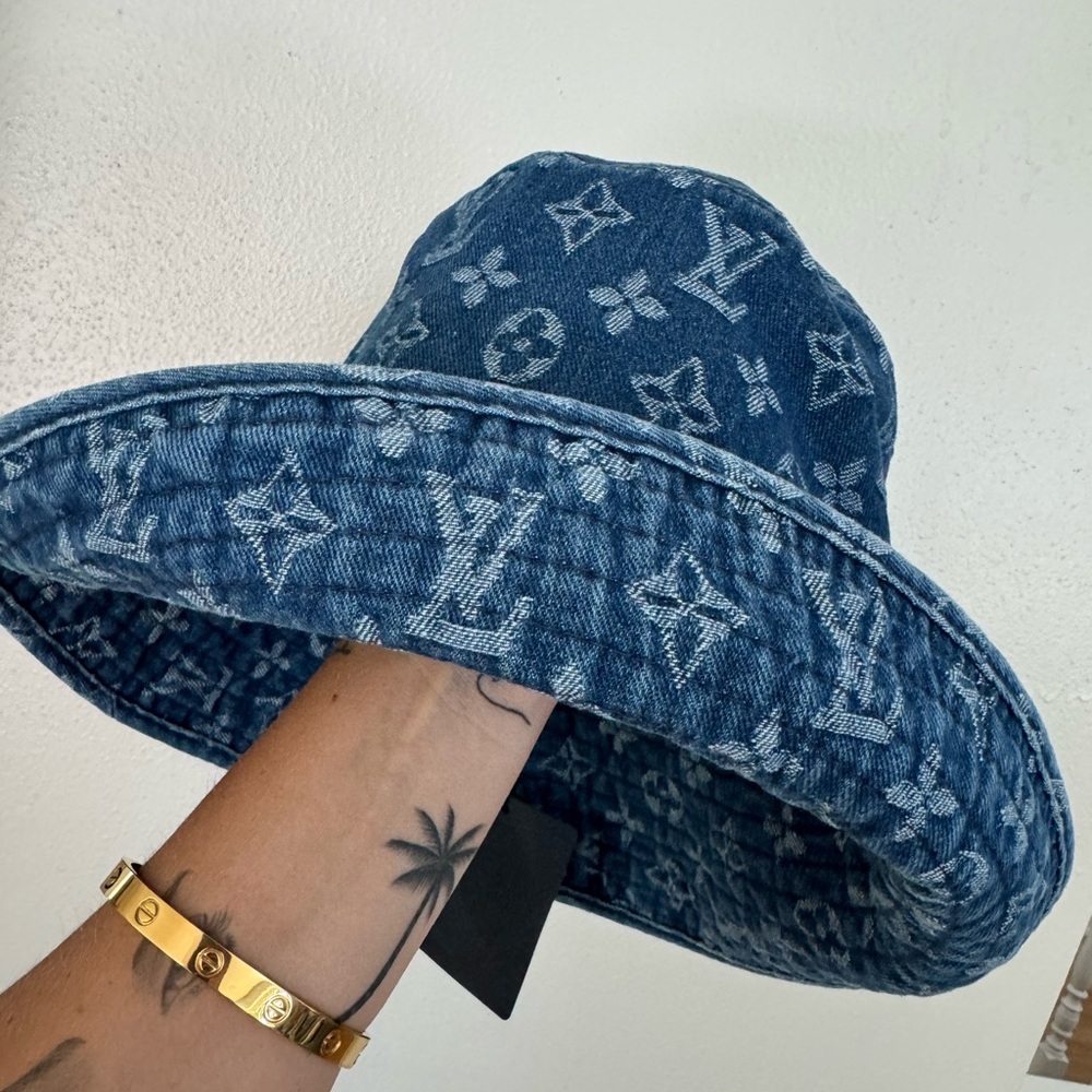 NWT LOUIS VUITTON DENIM BUCKET HAT - Picture 5 of 11